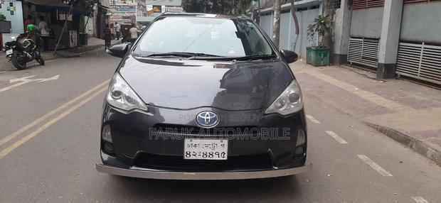 Toyota Aqua 2013 Gray