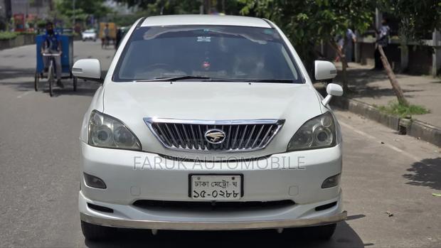 Toyota Harrier 2009 White