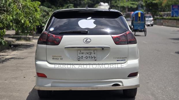 Toyota Harrier 2009 White