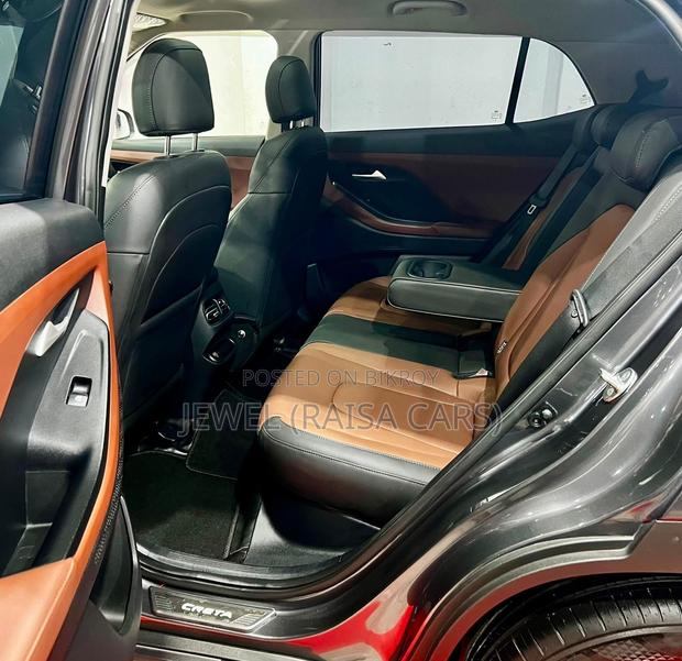 Hyundai Creta 2023 Gray