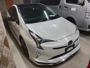 Toyota Prius 2018 Pearl for sale