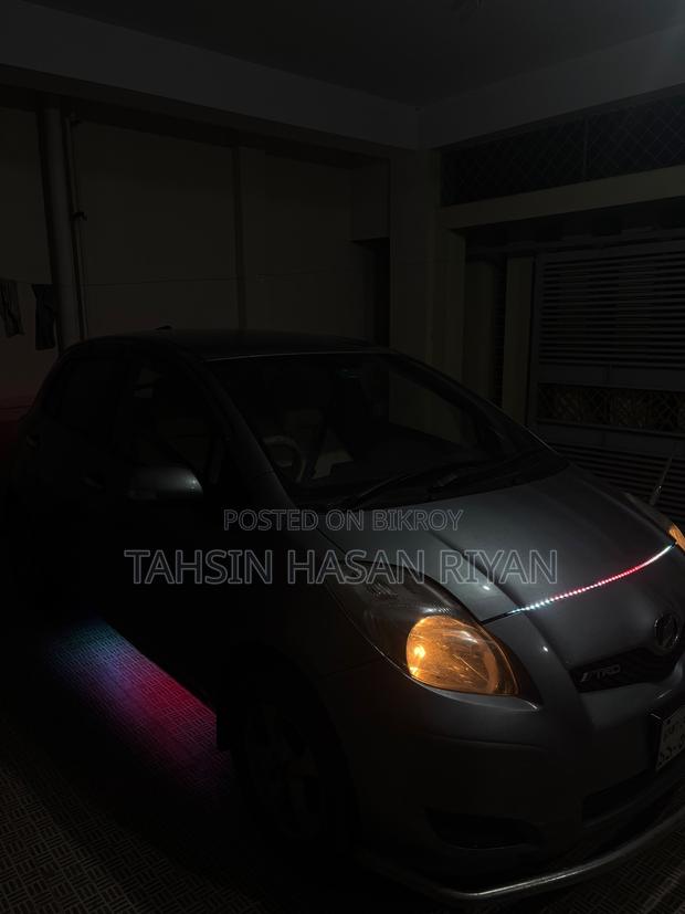 Toyota Vitz 2008 Silver