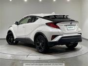 Toyota C-Hr 2021 Pearl for sale
