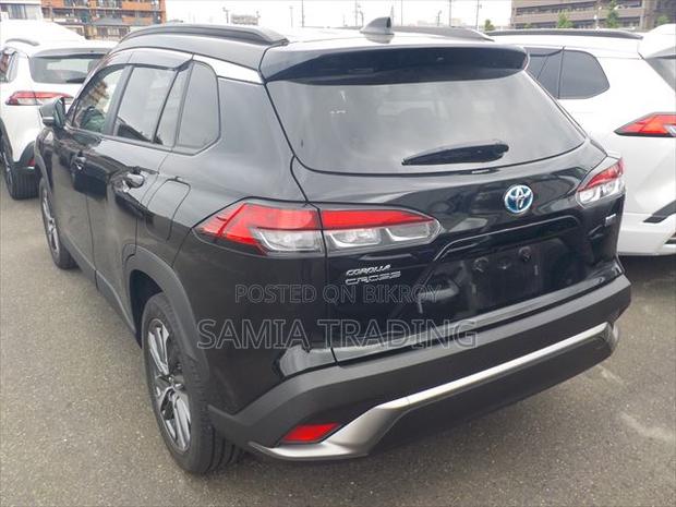 Toyota Corolla Cross L AWD 2023 Black