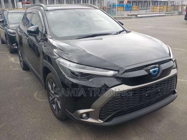 Toyota Corolla Cross L AWD 2023 Black