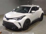 Toyota C-Hr 2021 Pearl for sale