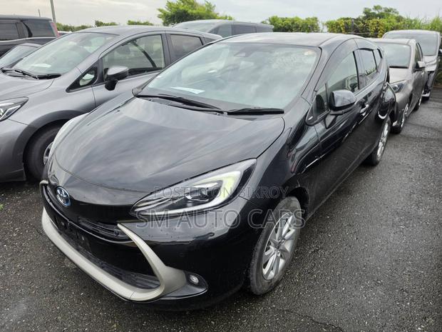 Toyota Aqua 2022 Black