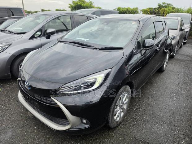 Toyota Aqua 2022 Black