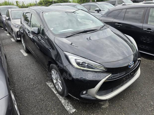 Toyota Aqua 2022 Black