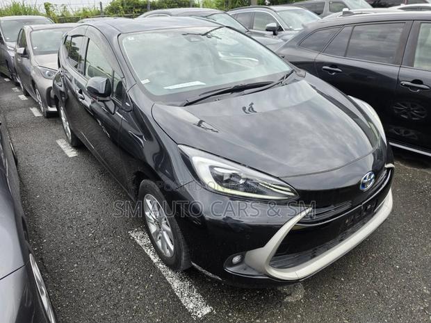 Toyota Aqua 2022 Black