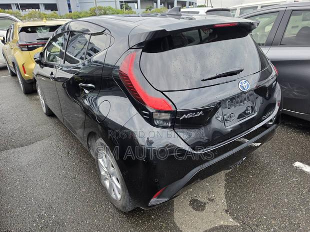 Toyota Aqua 2022 Black