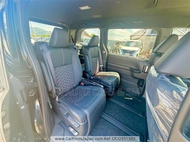 Toyota Voxy Hybrid S-Z 2WD 7-Seater 2022 Black