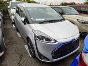Toyota Sienta 1.5 Hybrid FWD 2021 Silver for sale