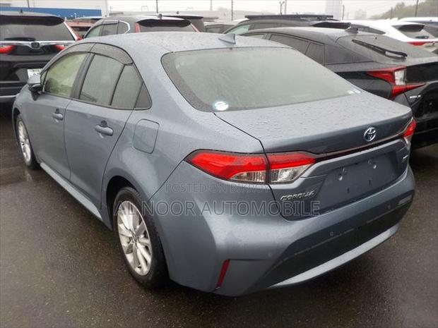 Toyota Corolla 2021 Blue
