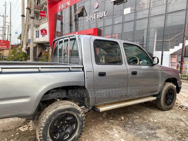 Toyota Hilux 2.5 Cab 2005 Silver