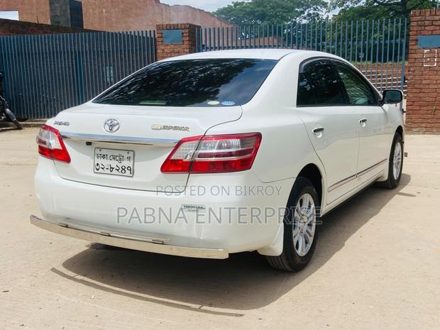 Toyota Premio 2012 Pearl