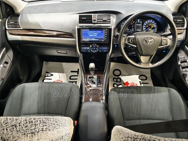 Toyota Allion 2021 Silver
