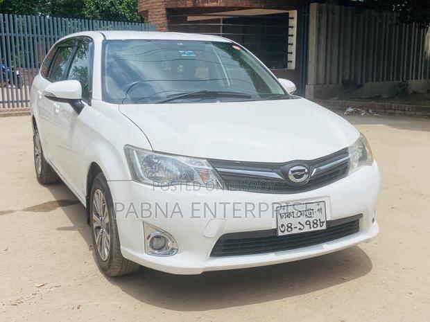 Toyota Corolla Fielder 2012 White