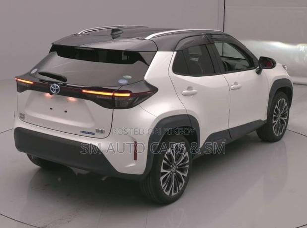 Toyota Yaris Cross 1.5 Hybrid FWD 2021 Pearl