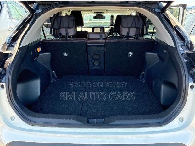 Toyota Yaris Cross 1.5 Hybrid FWD 2021 Pearl