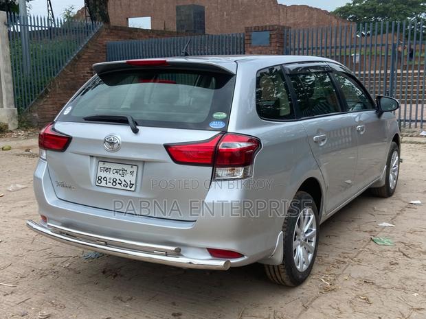 Toyota Corolla Fielder 2016 Silver