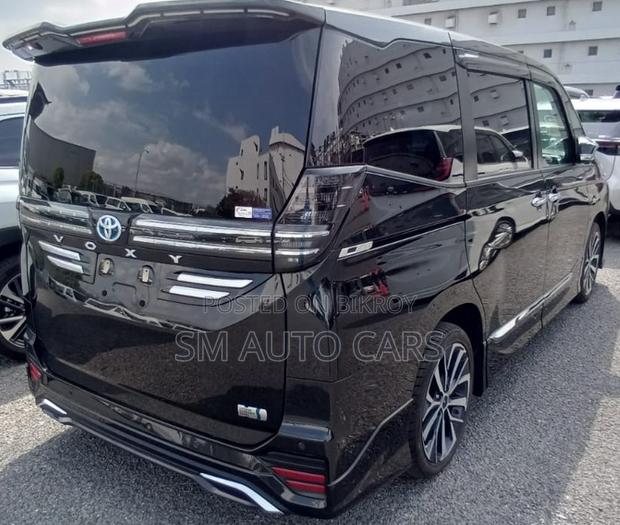 Toyota Voxy Hybrid S-G 2WD 8-Seater 2023 Black