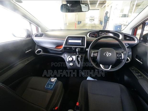 New Toyota Sienta 1.5 FWD 2020 Maroon