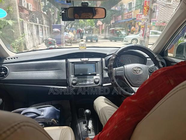 Toyota Axio 2016 Silver