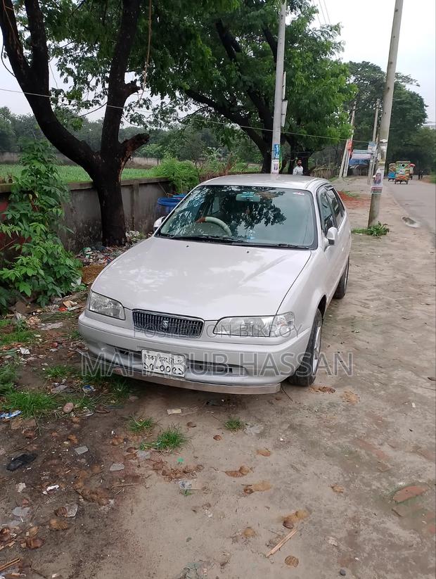 Toyota Sprinter 1998
