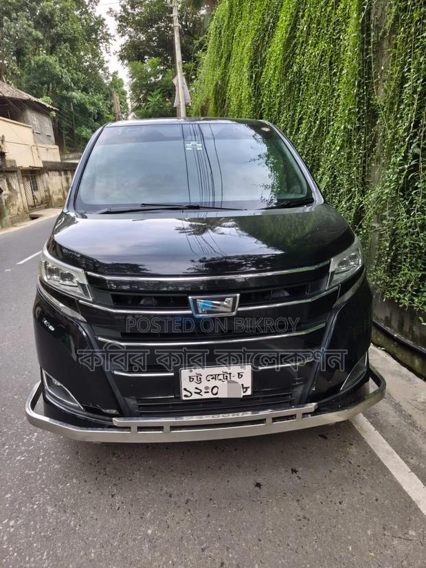 Toyota Noah 2018 Black