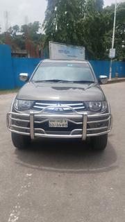 Mitsubishi L200 2011 Gray for sale