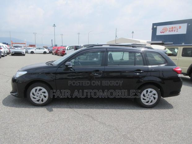 Toyota Corolla Fielder 2021 Black