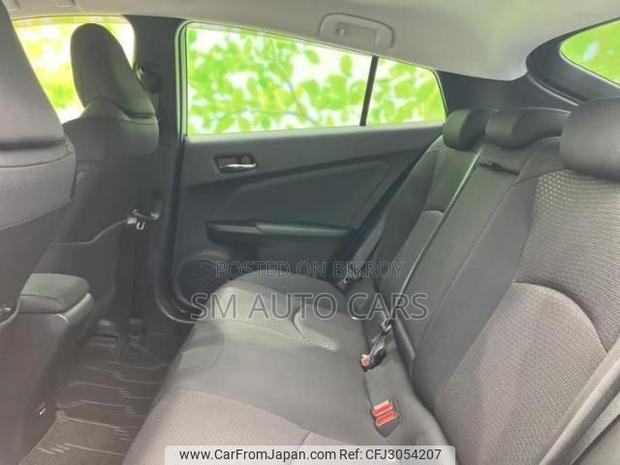 Toyota Prius 2021 Silver