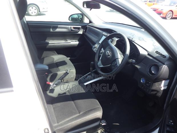 Toyota Corolla Fielder 1.5 Hybrid FWD 2021 White