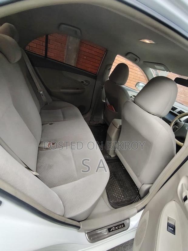 Toyota Axio 2010 White