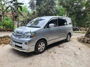 Toyota Noah 2004 Silver for sale
