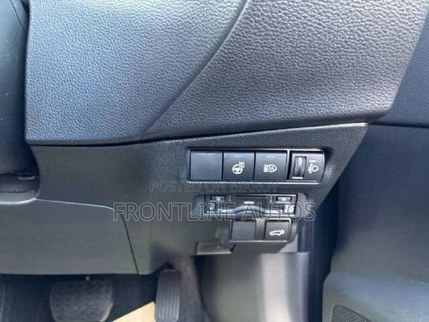 New Toyota Corolla Cross 2026 Gray