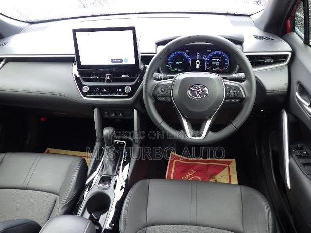 Toyota Corolla Cross 2024 Red