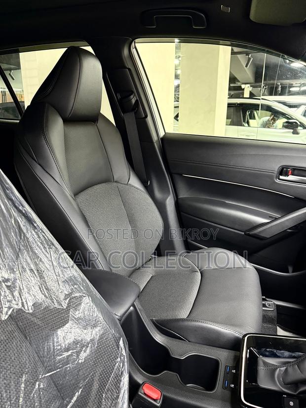 Toyota C-Hr Limited 2021 Pearl