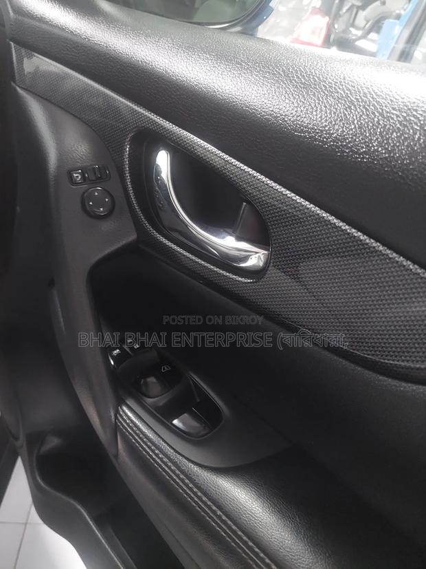 Nissan X-Trail 2016 Black