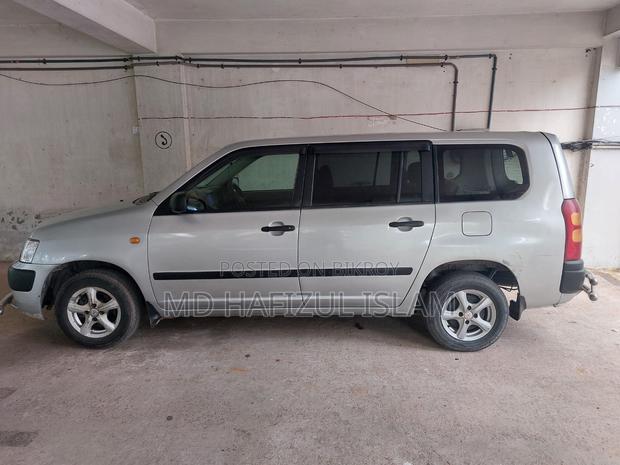 Toyota Succeed 2004 Silver