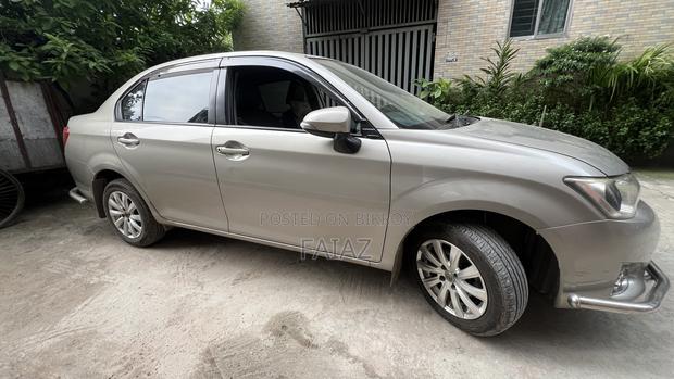 Toyota Axio 1.5 X 2WD 2014 Beige
