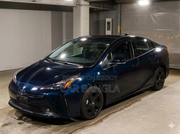 Toyota Prius 2022 Blue