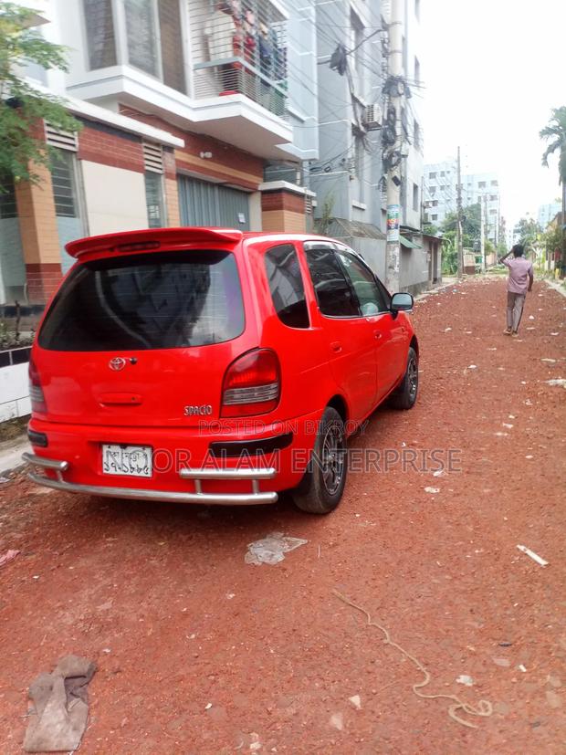 Toyota Corolla Spacio 1999 Red
