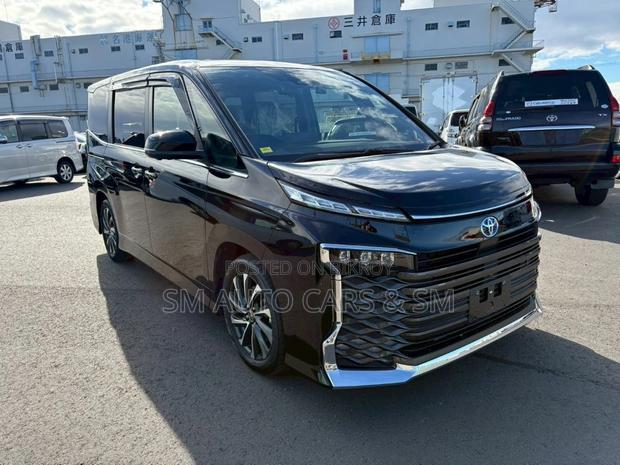 Toyota Voxy Hybrid S-Z 2WD 7-Seater 2022 Black