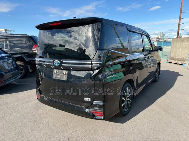 Toyota Voxy Hybrid S-Z 2WD 7-Seater 2022 Black