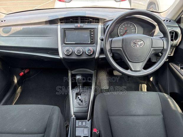 Toyota Corolla Fielder 1.5 Petrol FWD 2021 White