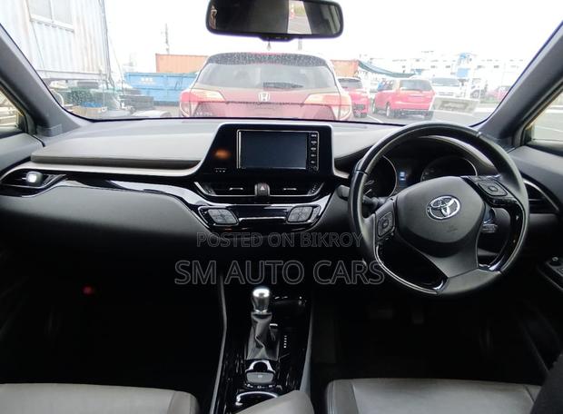 Toyota C-Hr 2021 Yellow