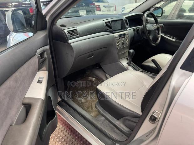 Toyota Corolla 2005 Silver