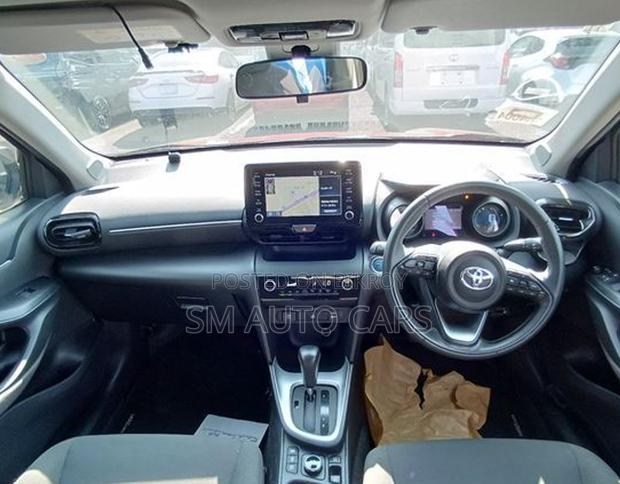 Toyota Yaris Cross 2021 Red